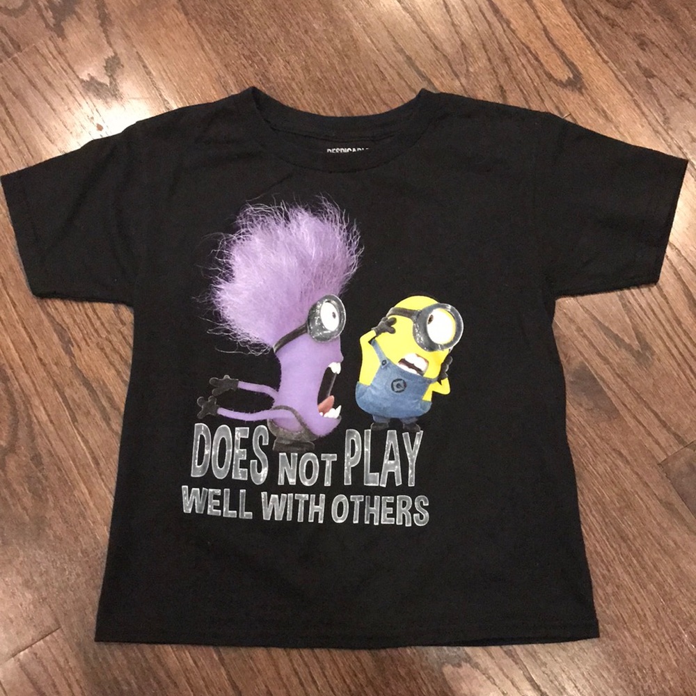 Boys Minion tshirt
